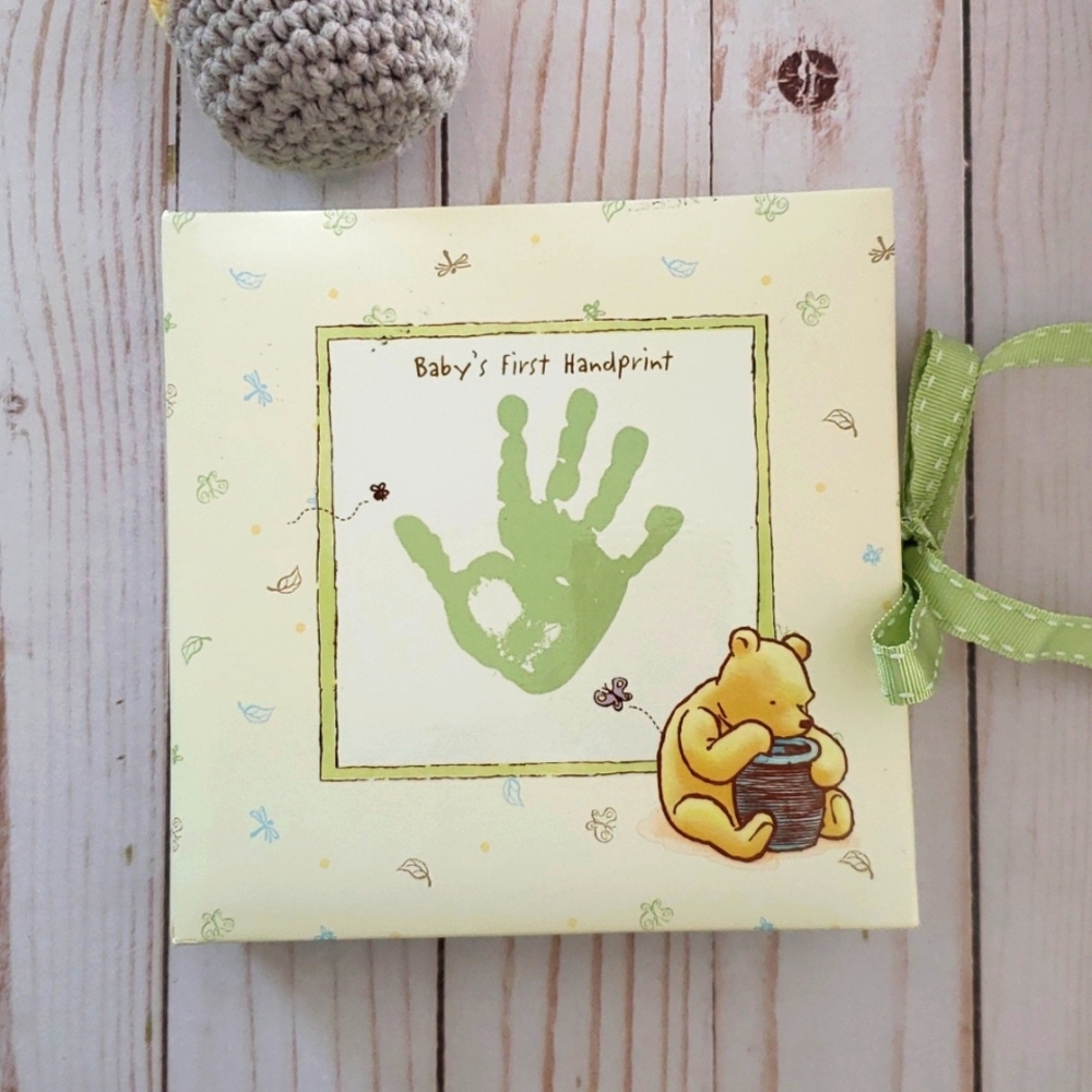 Disney Classic Pooh Baby Keepsake Handprint Kit NWT